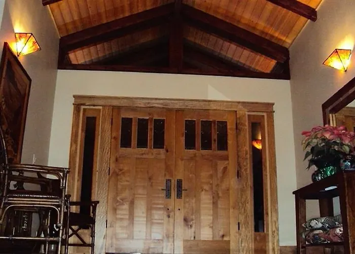 Volcano Rainforest Lodge