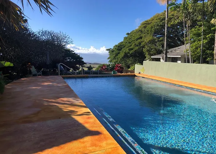 Banyan Tree B&B Retreat Makawao