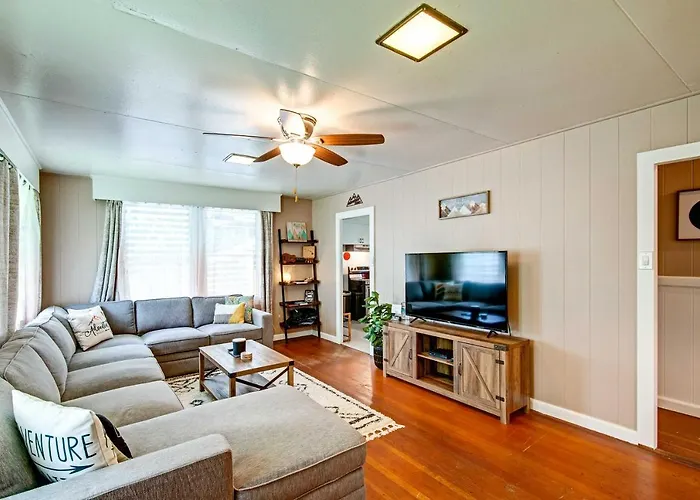 Hale Leilani - Hilo 3Br Cold Ac Hotel