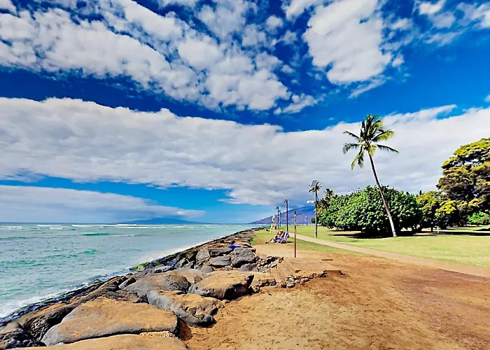 Island Surf Condo 516 Kihei