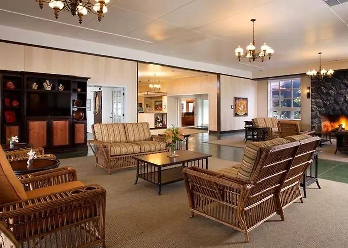 Hawaii Volcano House