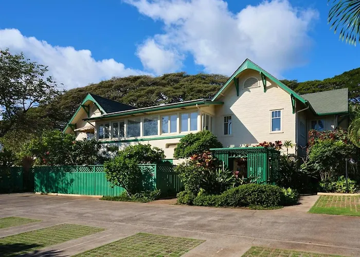 The Ulu Suite - Timeless Elegance, Free Breakfast! Wailuku