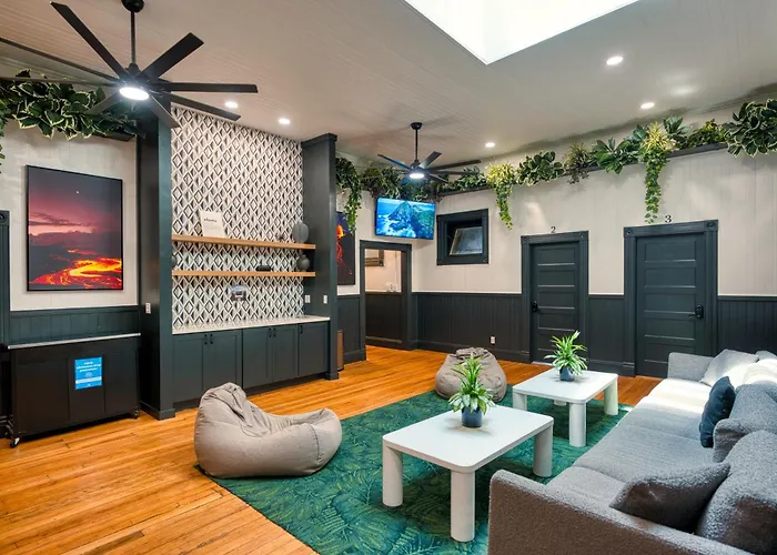 Howzit Hostels Hawaii Hilo