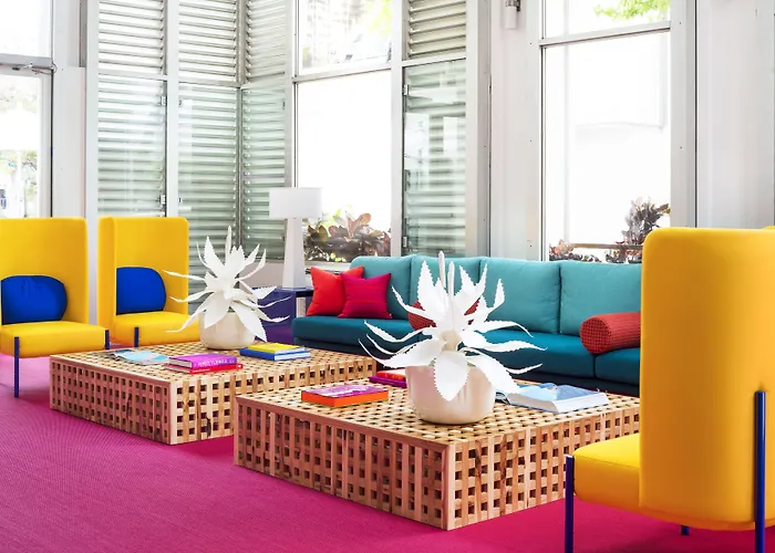 Shoreline Hotel Waikiki Honolulu