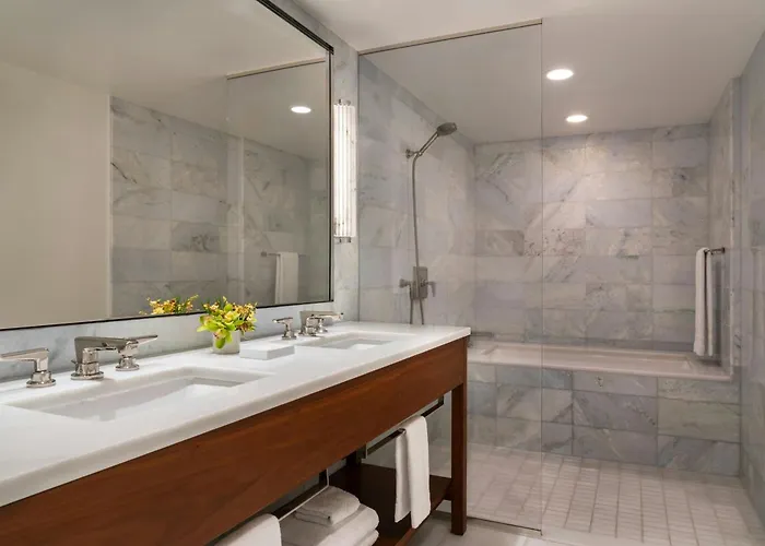 The Ritz-Carlton Residences, Waikiki Beach Hotel Honolulu