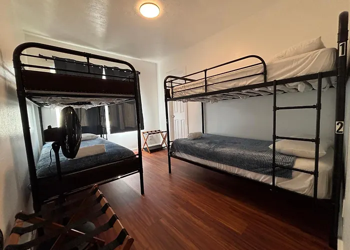 Backpackers Vacation Inn And Plantation Village Pupukea