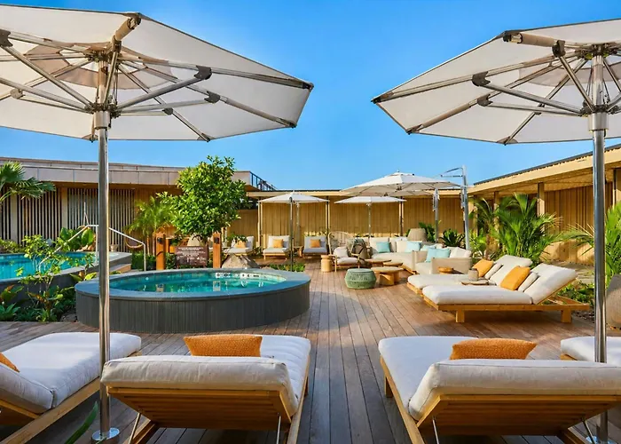 Mauna Kea Beach Hotel, Autograph Collection Kohala Coast