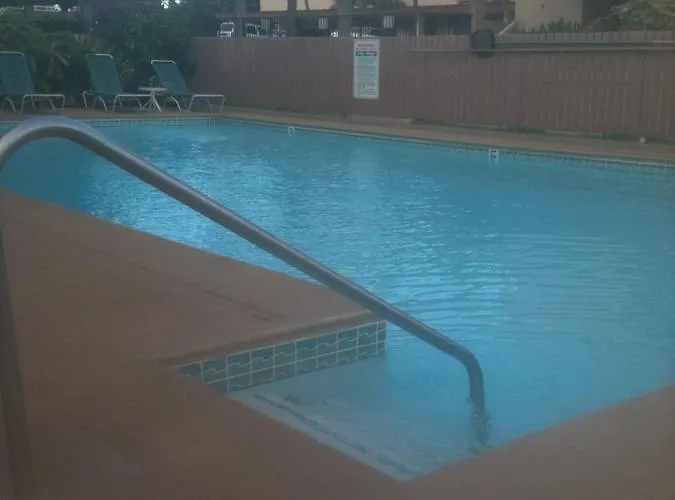 Maalaea Yacht Marina Aparthotel