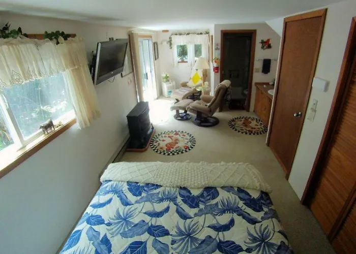 Country Goose Bed & Breakfast Volcano